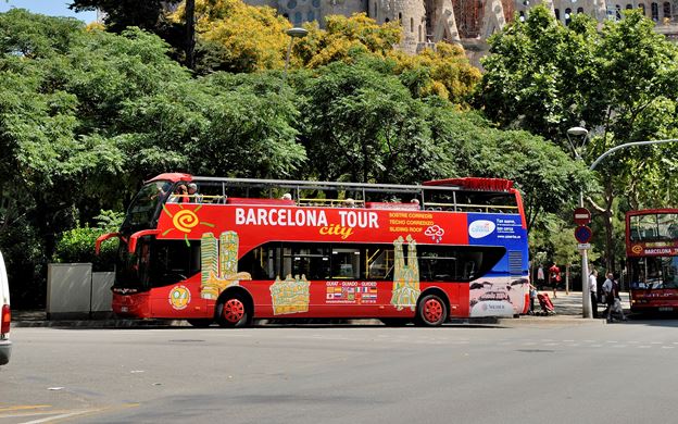 barcelona cruise hop on hop off bus what to do cruise port spain