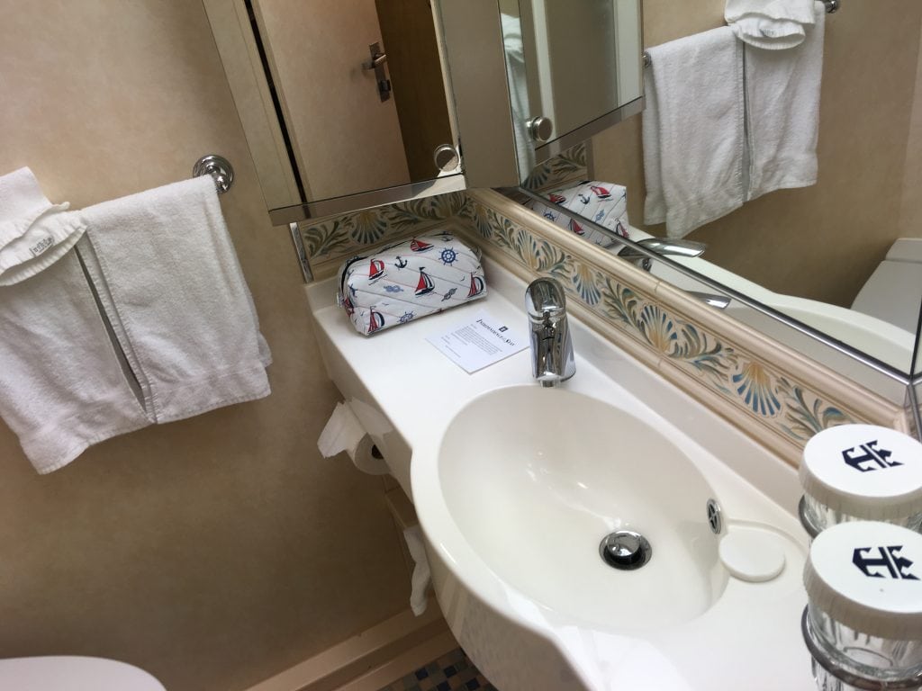 independence of the seas inside cabin bathroom