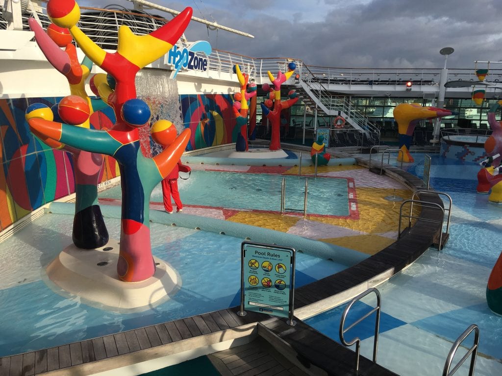 independence of the seas top deck splash zone kids children waterpark