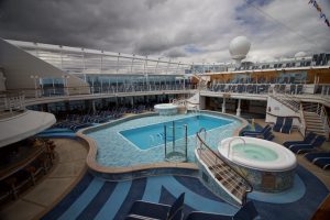 caribbean princess swimming pools top deck