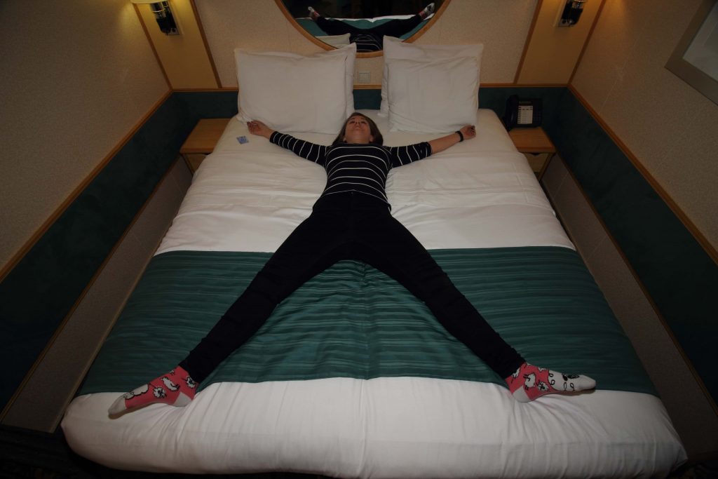 independence of the seas inside cabin bed