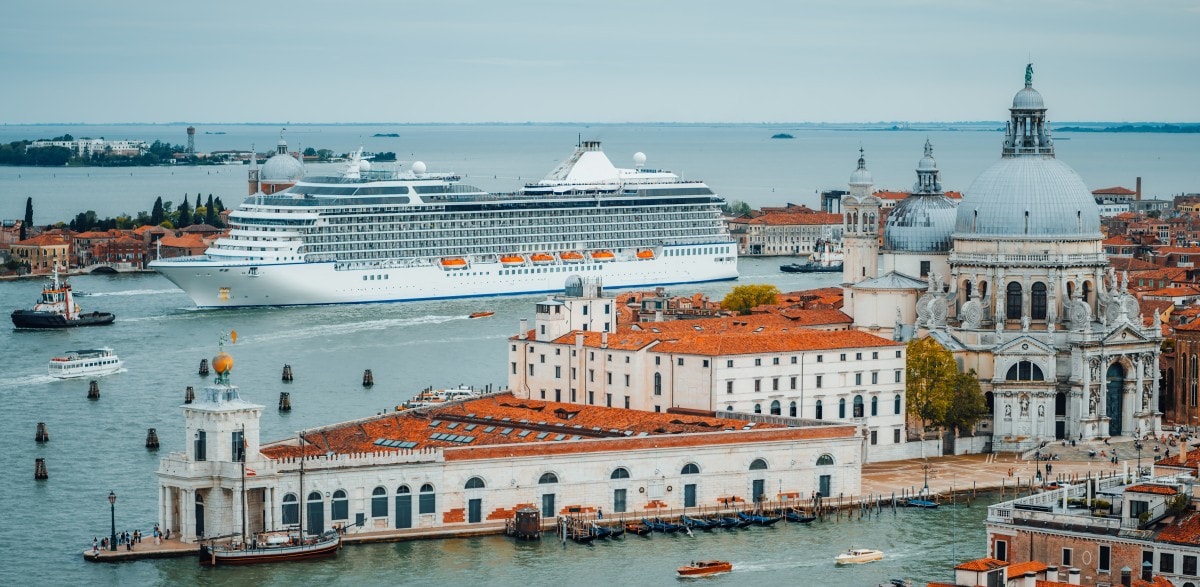 cruise ship venice