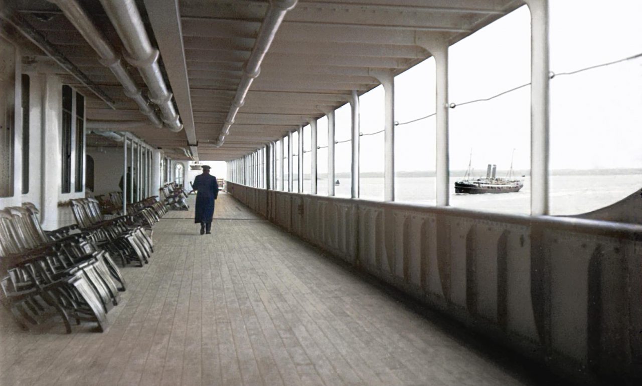 titanic promenade deck