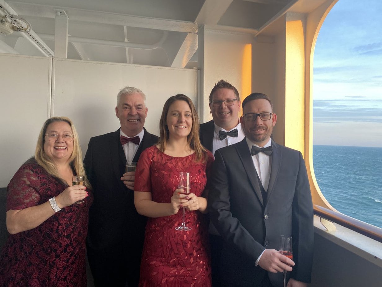 Emma Cruises, Cruise Buoys, Paul and Carole Love to Travel on the queen mary 2 on formal night