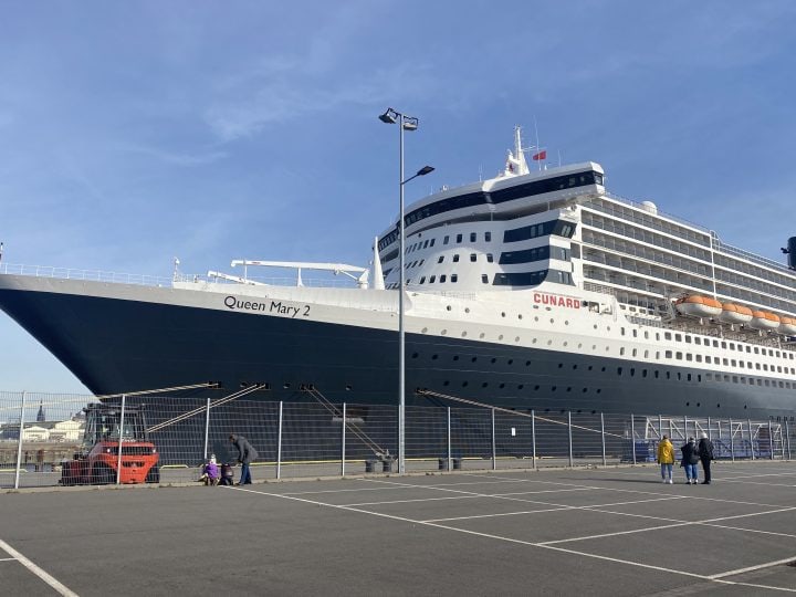 Queen Mary 2