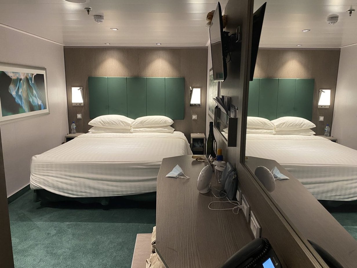 msc seaview inside cabin double bed and desk