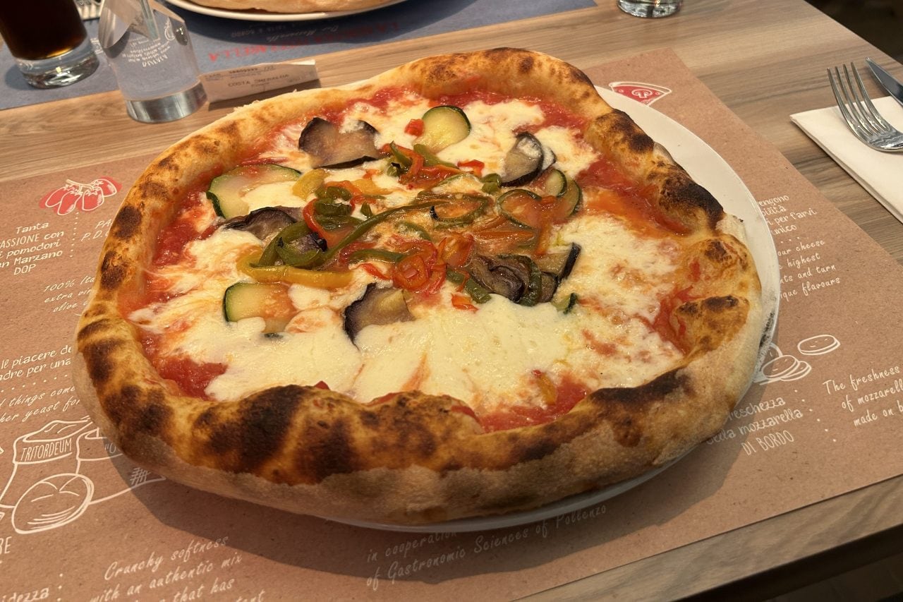 costa cruises pizza Pummid'Oro Pizzeria