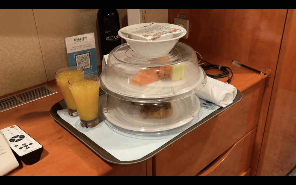 norwegian sun food room service breakfast