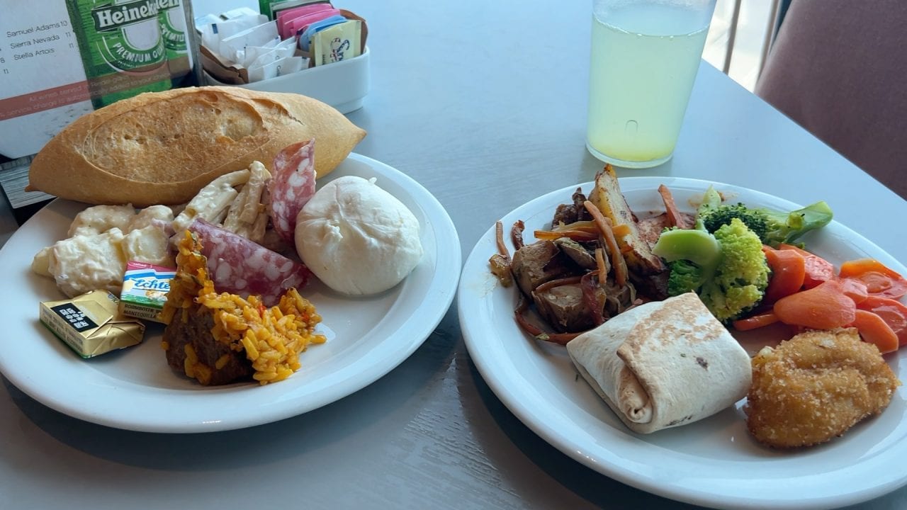 Celebrity buffet food with lemonade