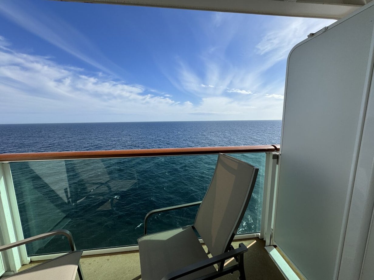 iona cruise ship deluxe balcony cabin
