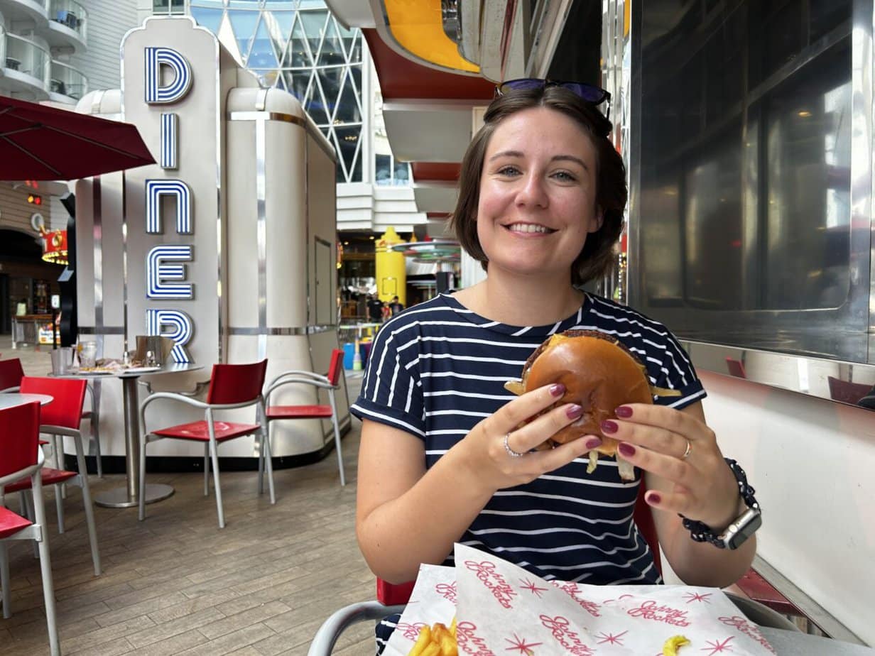 Emma Cruises eating at Johnny Rockets onboard Symphony of the Seas 