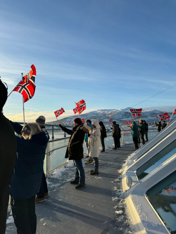 Havila Polaris Norway Flags