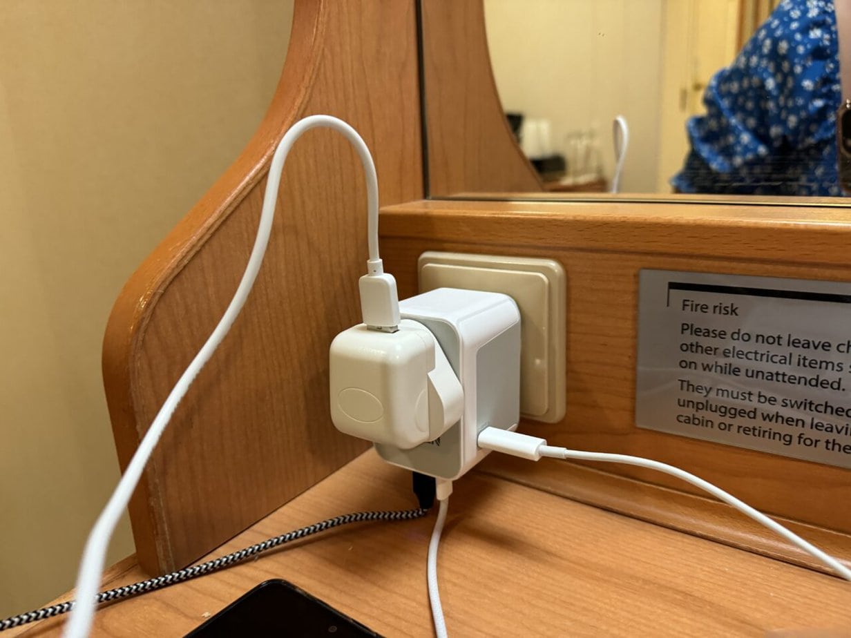 P&O Aurora lack of useable plug sockets