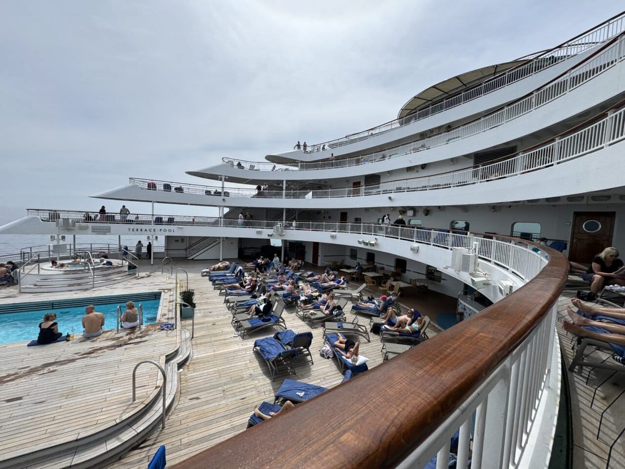 P&O Aurora Tiered aft decks