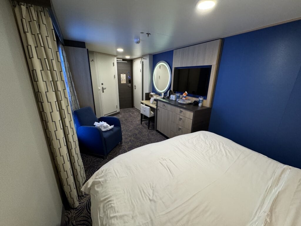 Anthem of the Seas Virtual balcony cabin