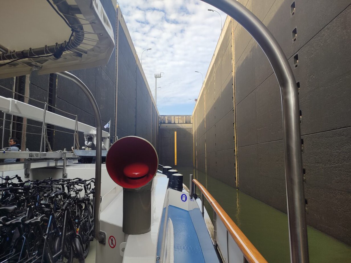 Emma cruises Barge and Bike on the Merlijn travelling through locks